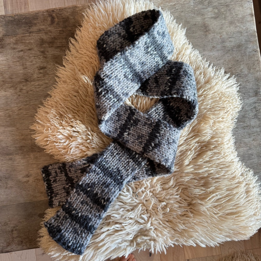 CHUNKY KNIT LONG SKINNY STRIPED SCARF